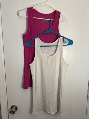 Under Armour Women's Tank Tops in pink and White racerback large lot bundle